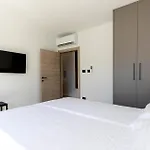 Luxurious In