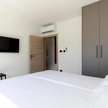 Luxurious In