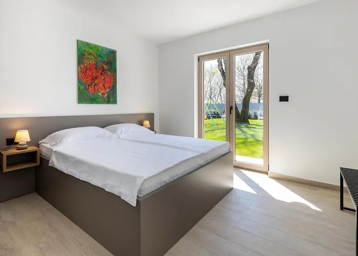 Beautiful In With Wifi Hébergement de vacances Nedeščina