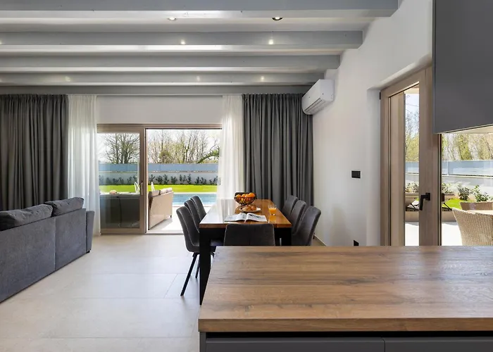 Beautiful In With Wifi Hébergement de vacances